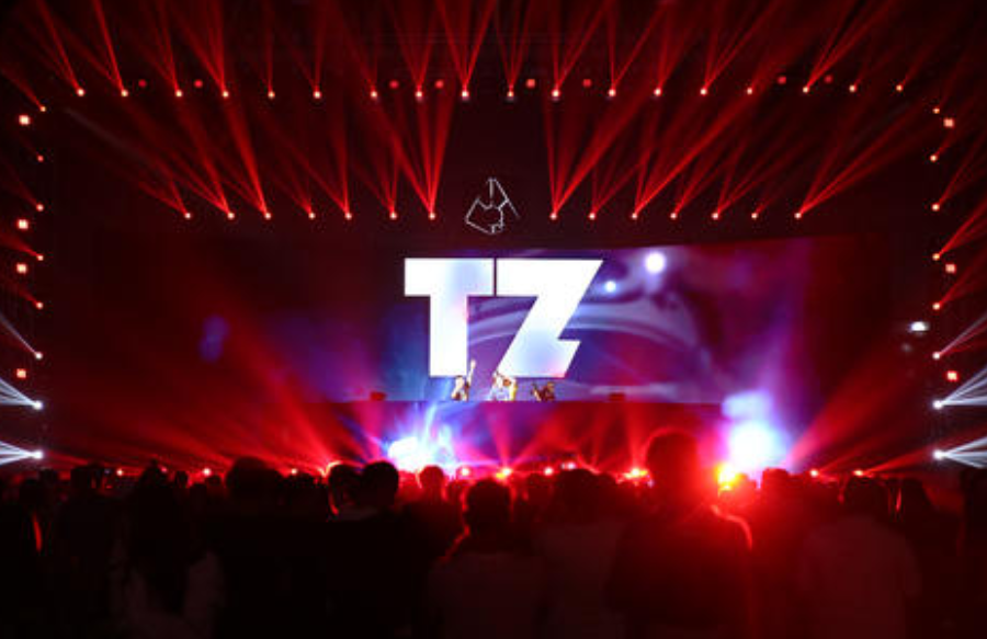 2019年9月11日01套半商业半派对酒吧前场套曲