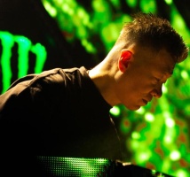 宋强（DJ）