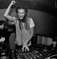 Henry Fong（DJ）