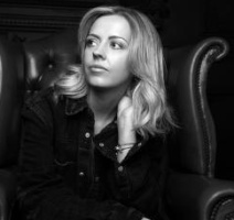Amy Wiles（DJ）