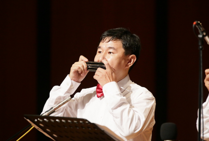 口琴怎样演奏最佳？