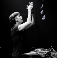 TAK(DJ)