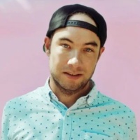 Kav Verhouzer(DJ)