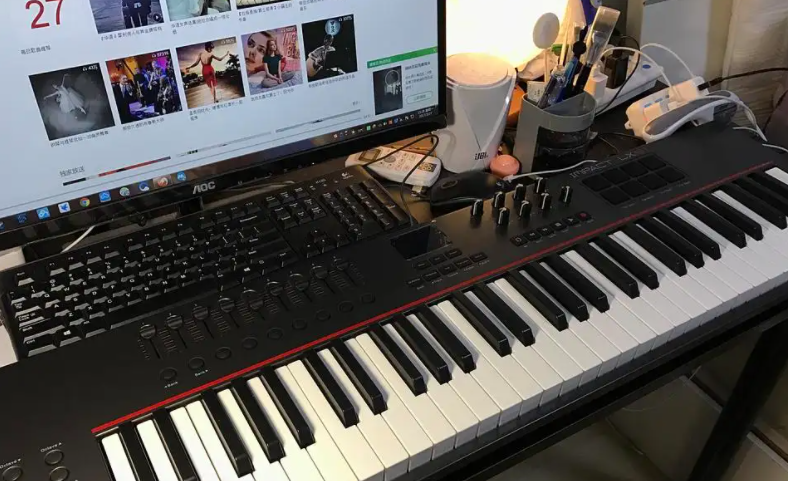 一个对音乐完全不懂的新手建不建议买MIDI键盘？