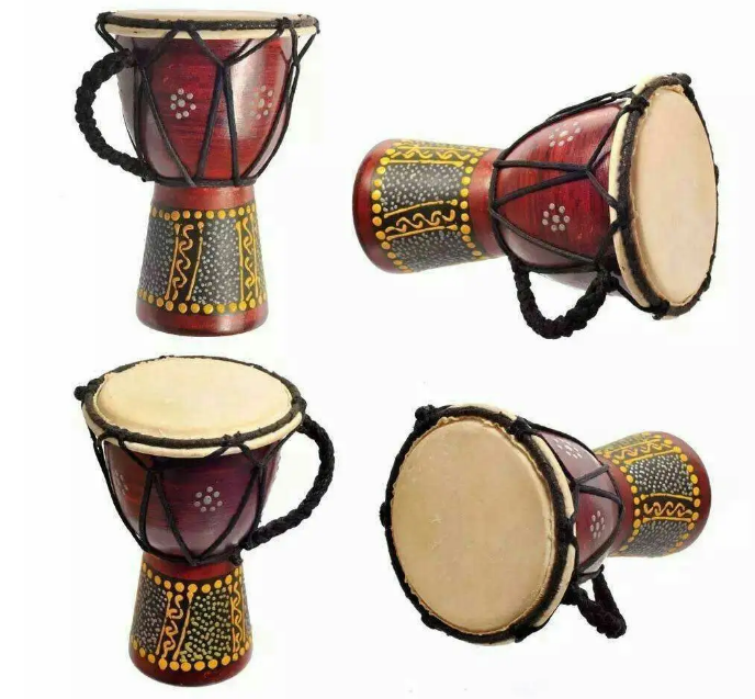 非洲手鼓的鼓面是什么皮制作的？